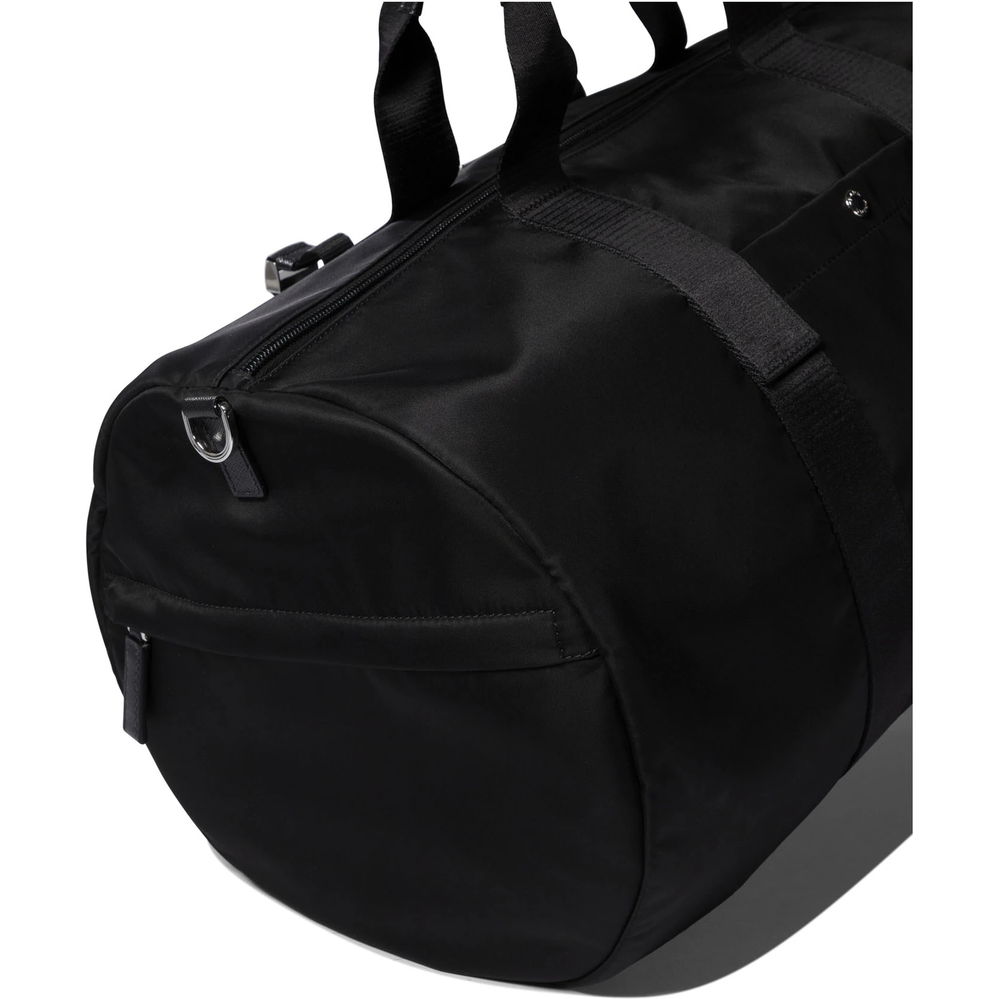 Travel bag with logo