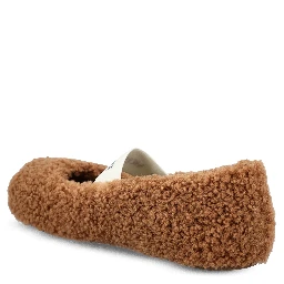 حذاء مون بوت مسطح براندي