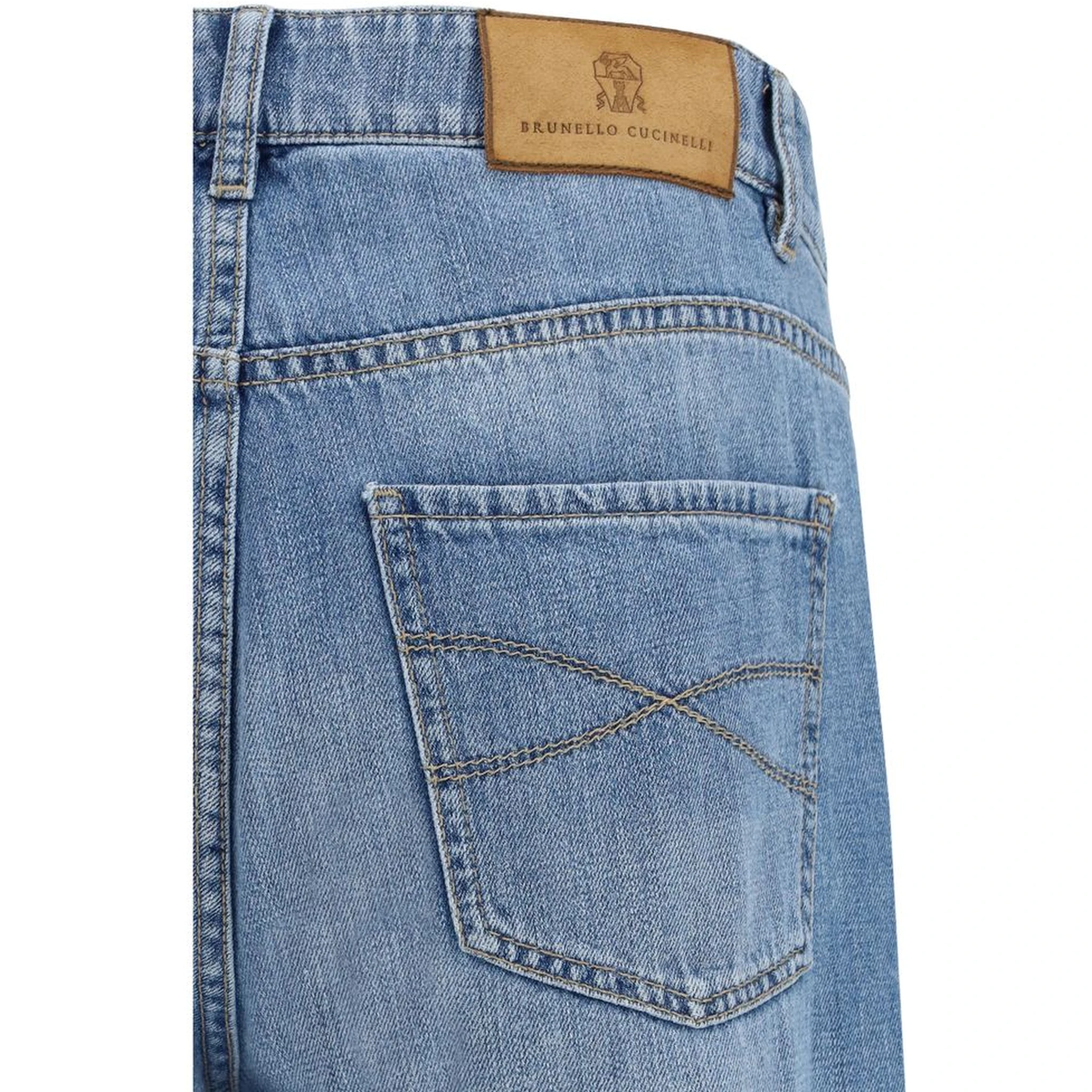 بنطلون جينز أزرق فاتح من القطن بقصة مستقيمة