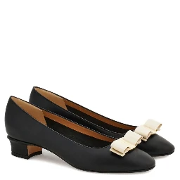 Ferragamo With Heel Black