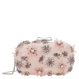 حقيبة يد وردية اللون مزينة بالزهور وتفاصيل فيونكة، مصنوعة من قماش تقني ومعدن، للنساء