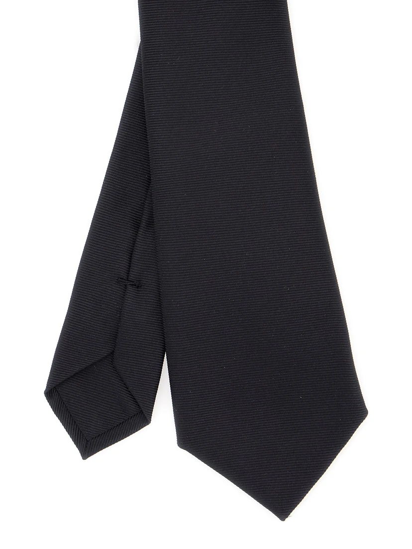 Black TIe with Medusa on the Front in Silk Man