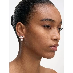 Silver Colored Earings with Bow Silhouette and Pearl Embellishment in Copper Woman