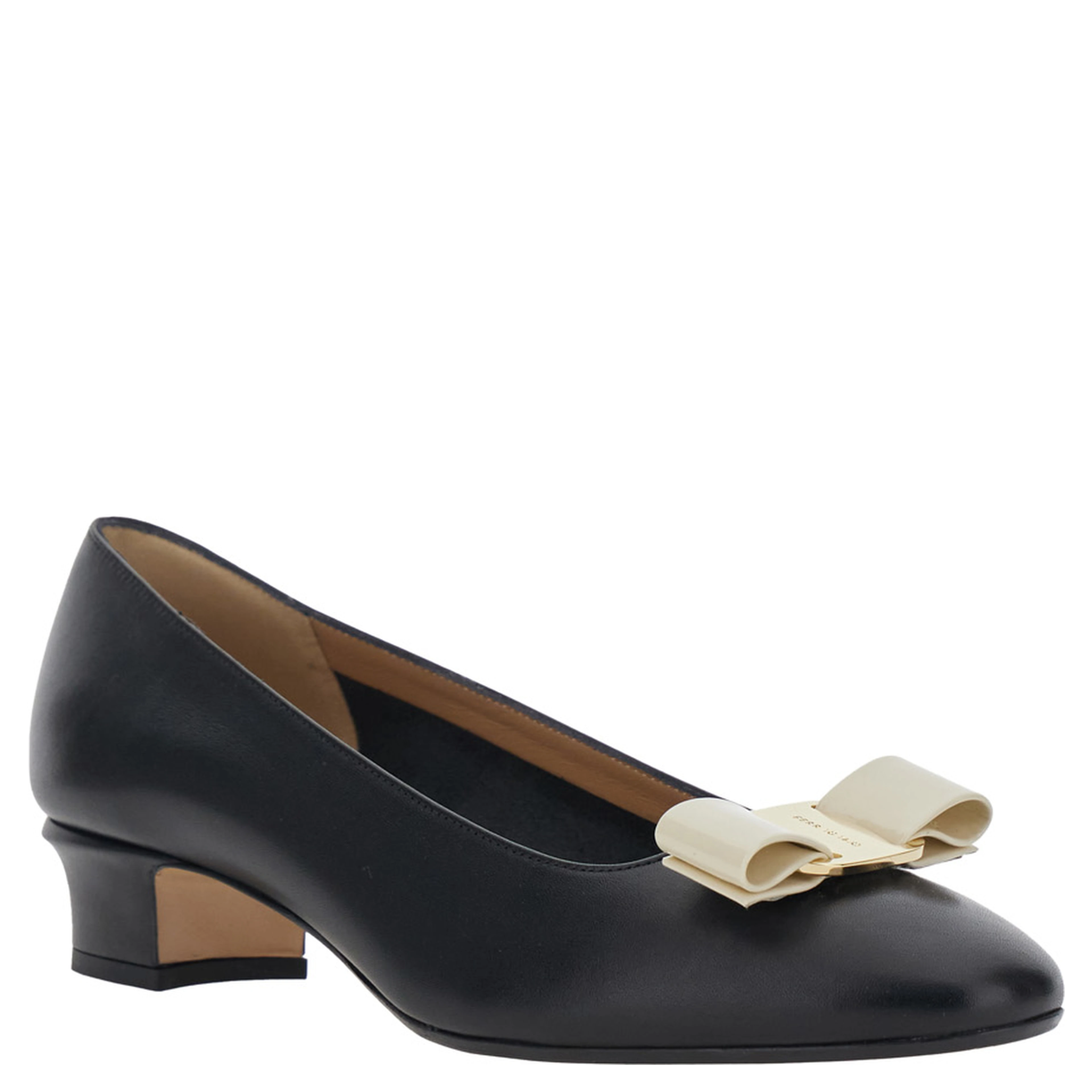 Vara 2.0 Black Pumps with Low Block Heel and Logo Plaque on the Front in Leather Woman