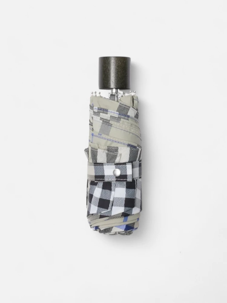BURBERRY umbrella