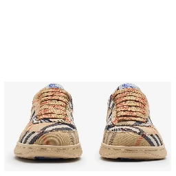 BURBERRY sneakers