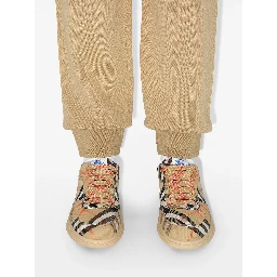 BURBERRY sneakers