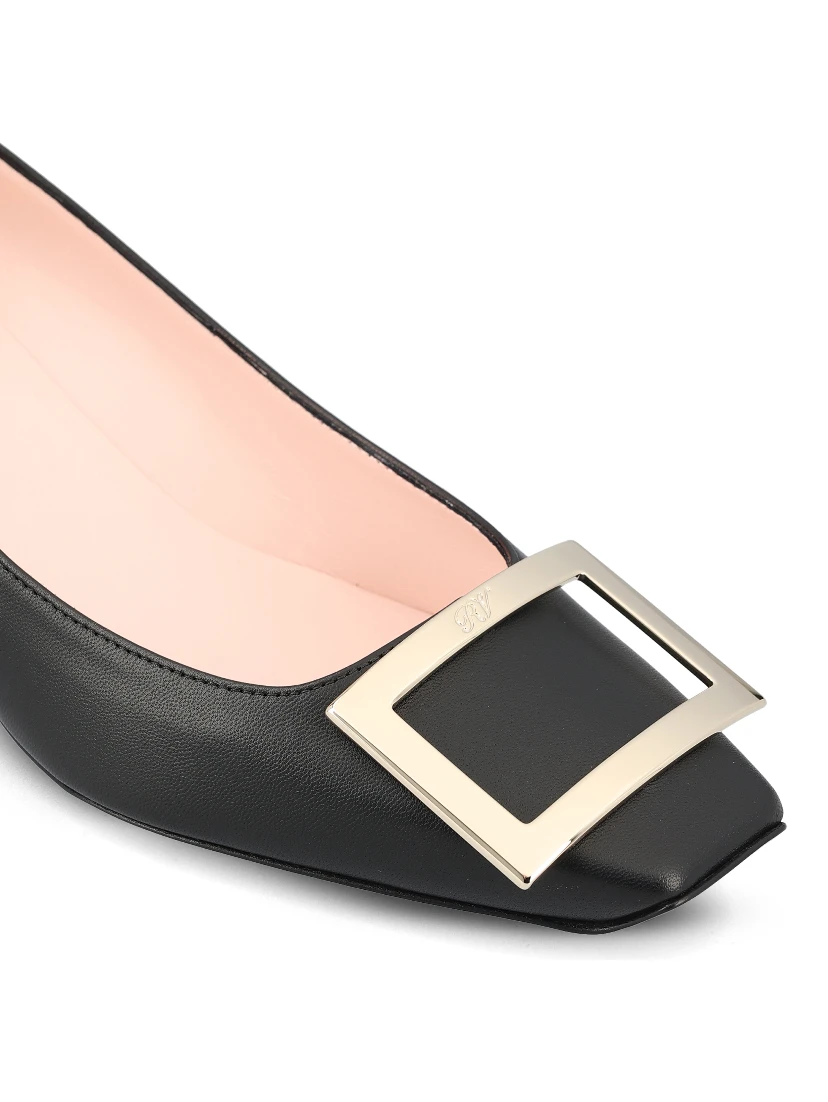 Roger Vivier With Heel Black
