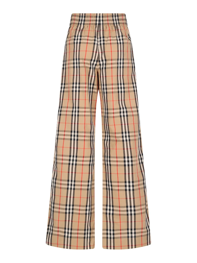 Burberry RTW... Beige