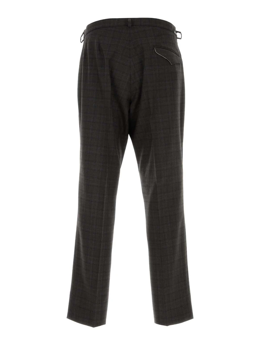 UP0381SOOO18VA F0244