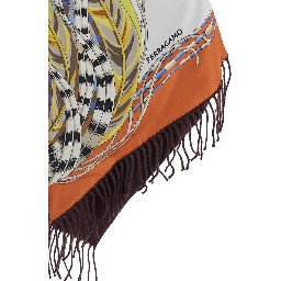 عباءة بنية اللون بحافة مزينة بشراشيب من الصوف والكشمير للنساء