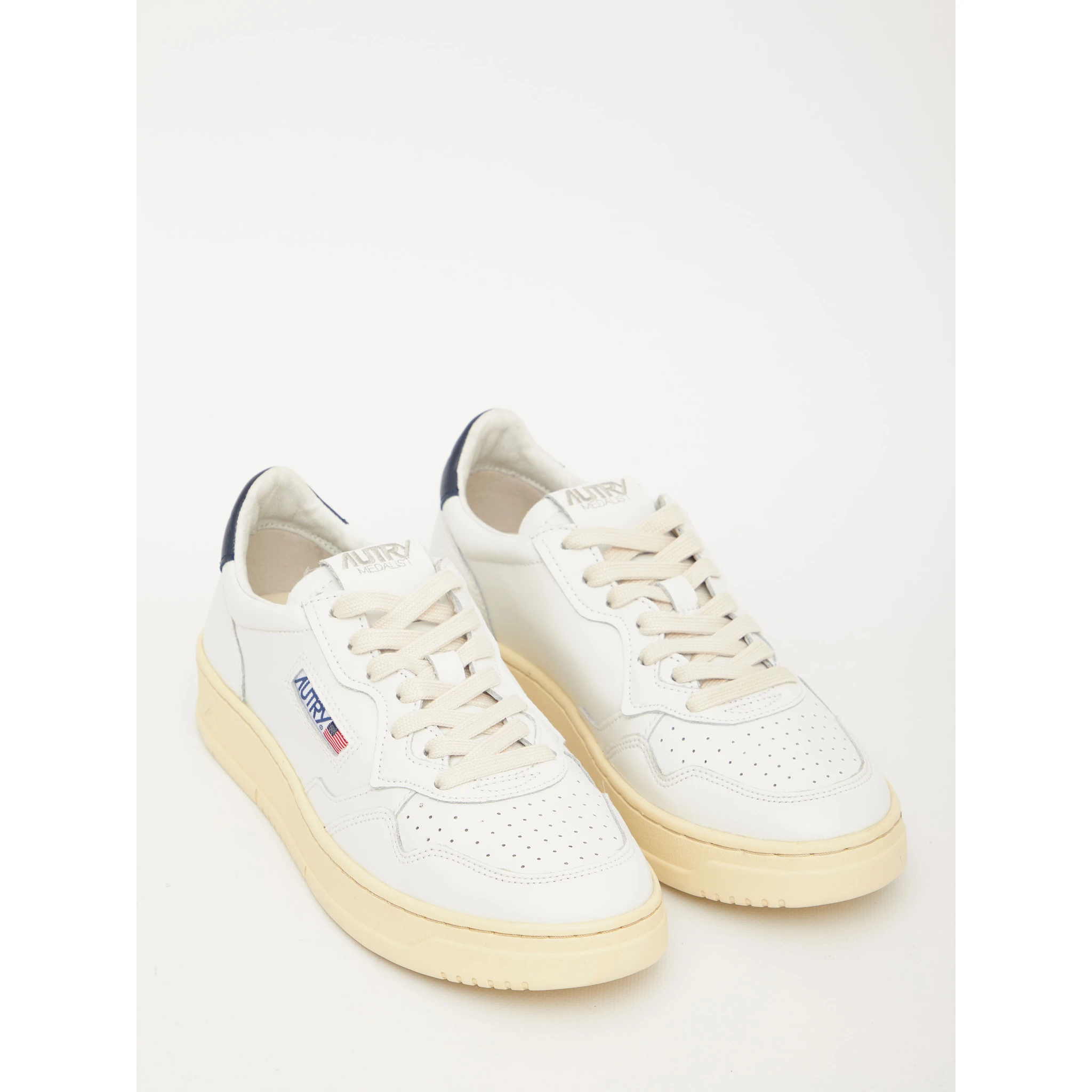 Medalist Low sneakers