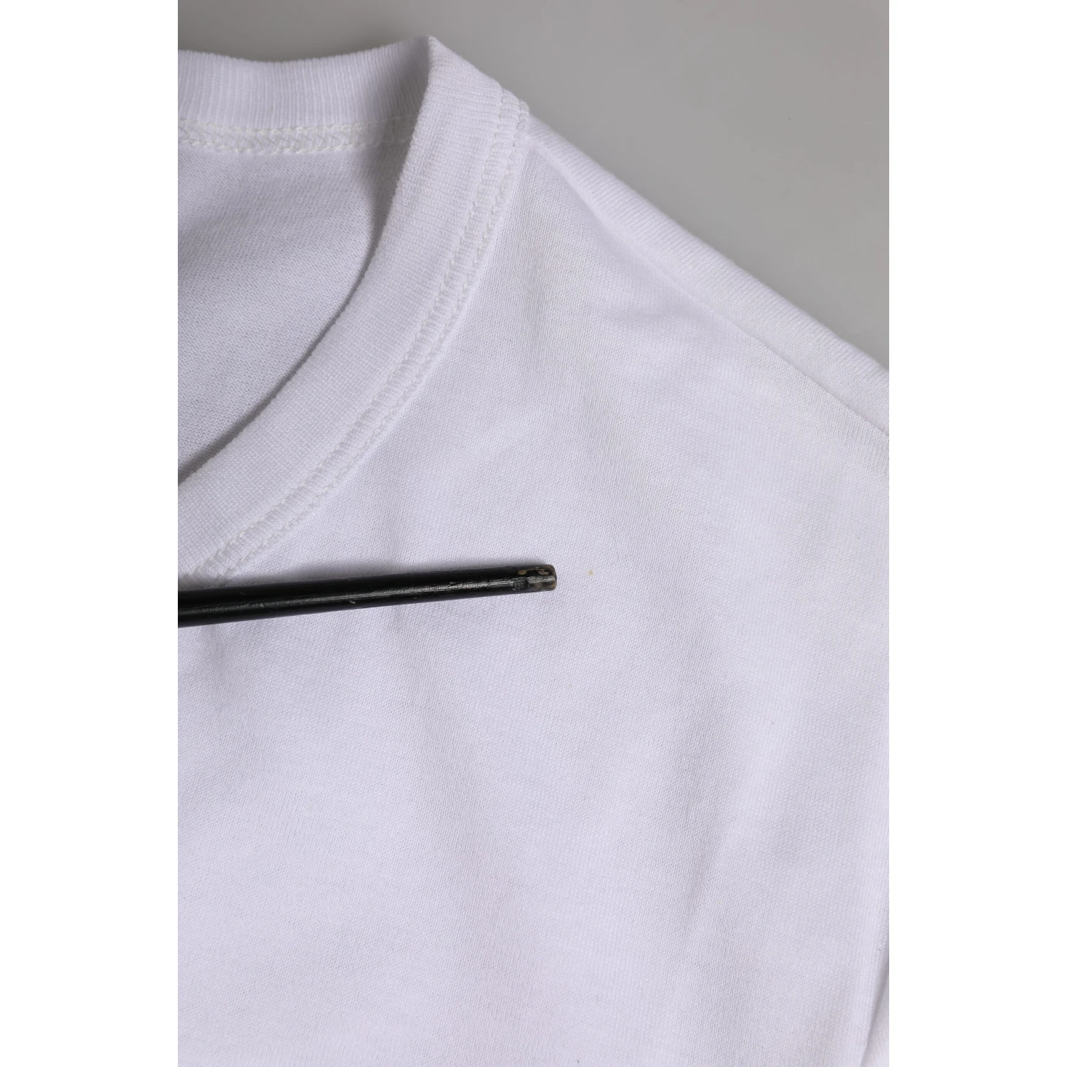 White Cotton Pocket Short Sleeves T-shirt