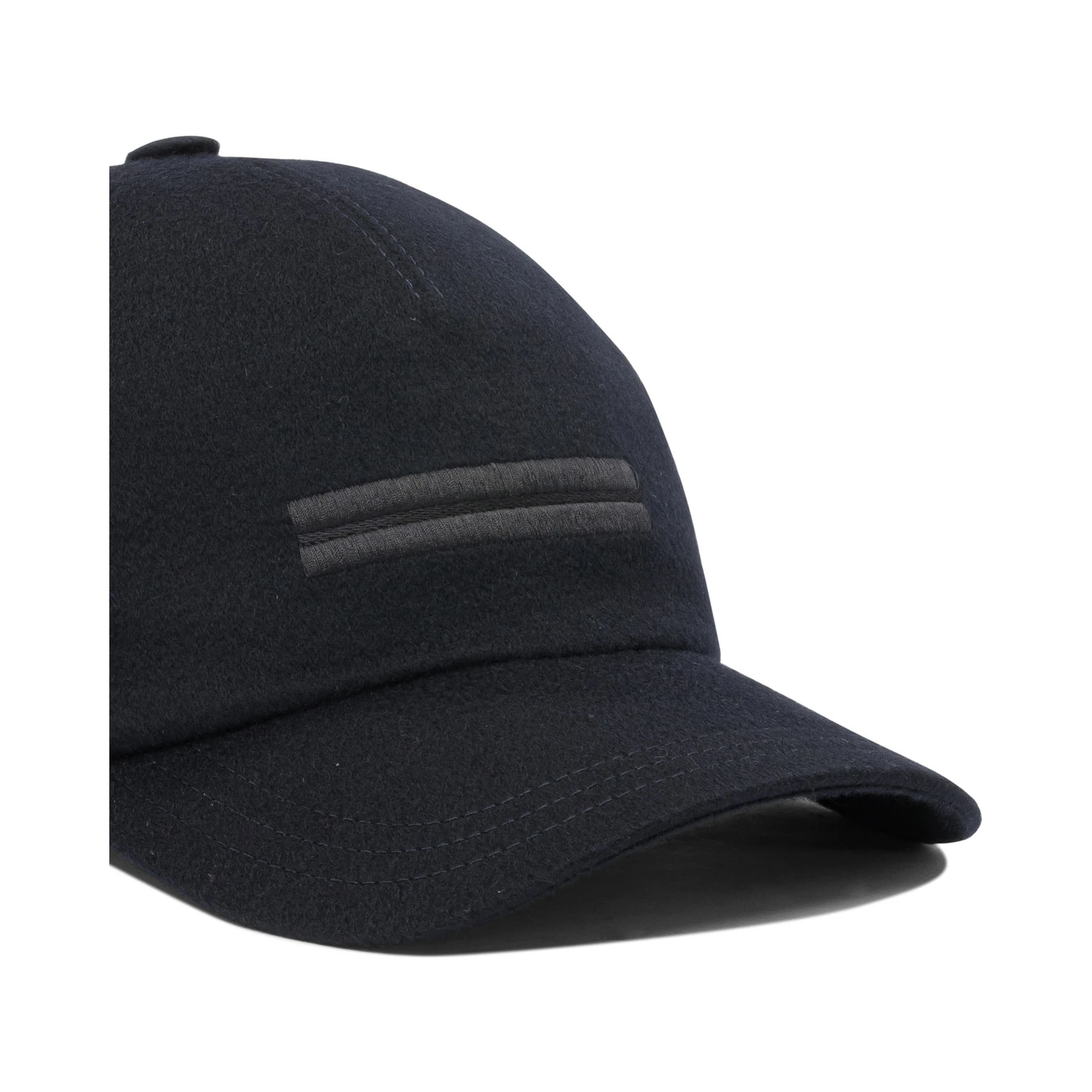 Baseball hat with logo