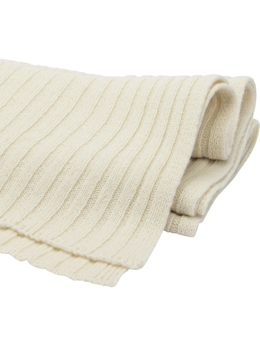 Cashmere scarf
