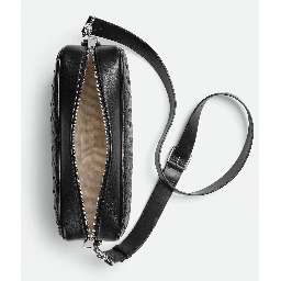 حقيبة كروسبودي "كاميرا"