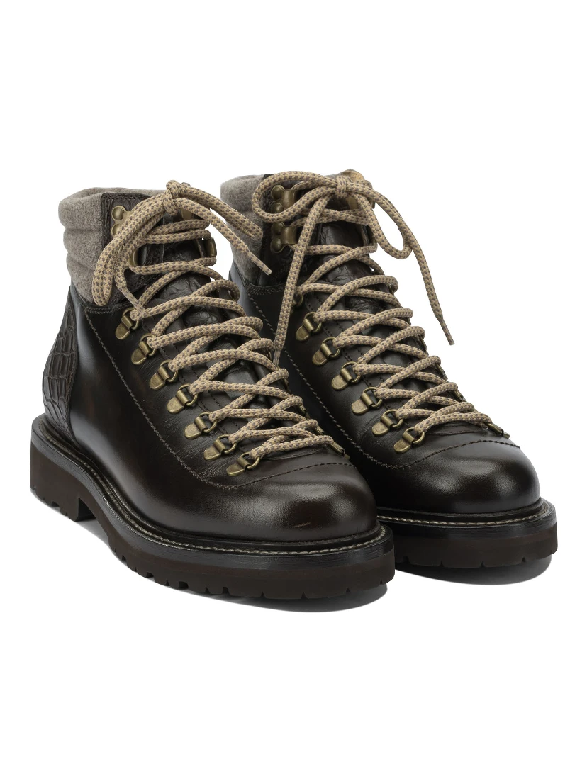 Leather hiking shoes