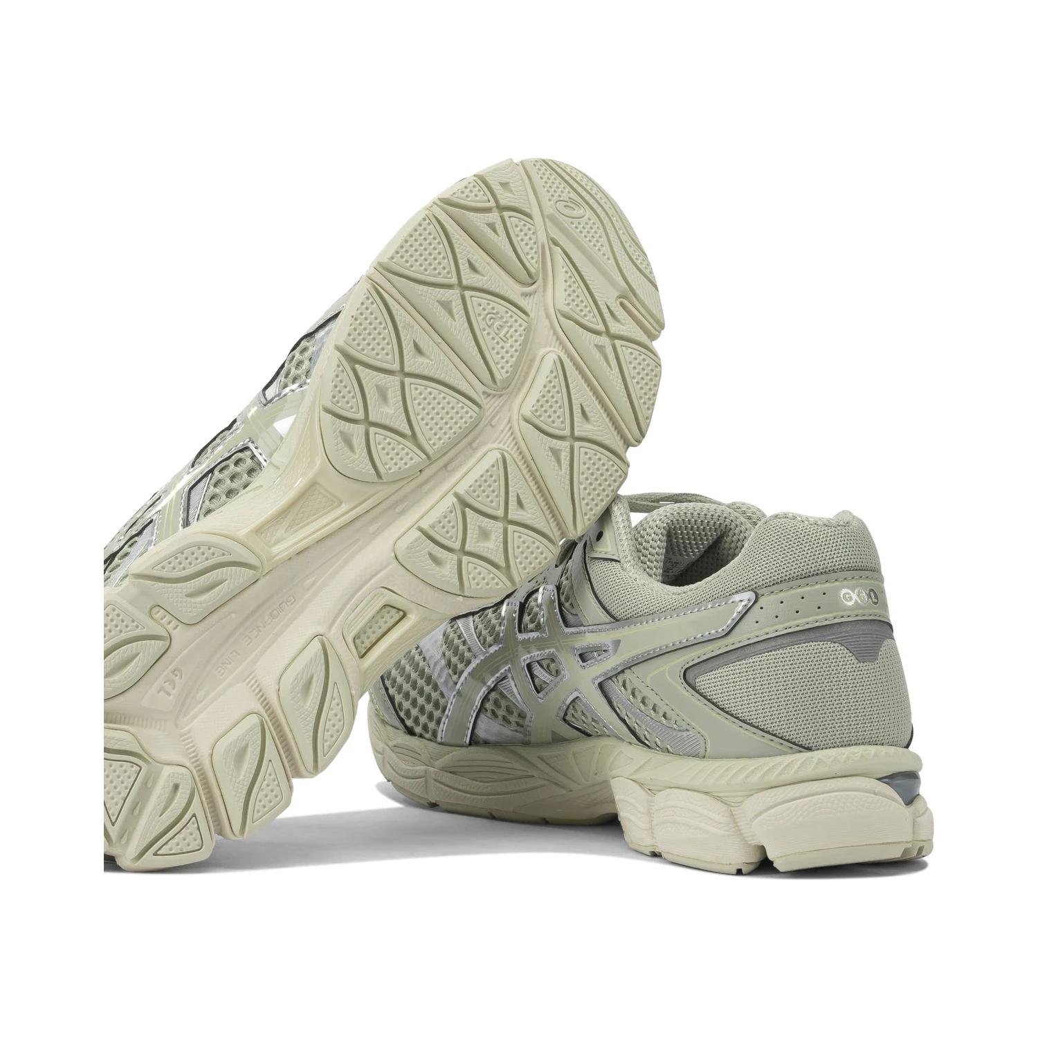 حذاء رياضي "GEL CUMULUS 16"