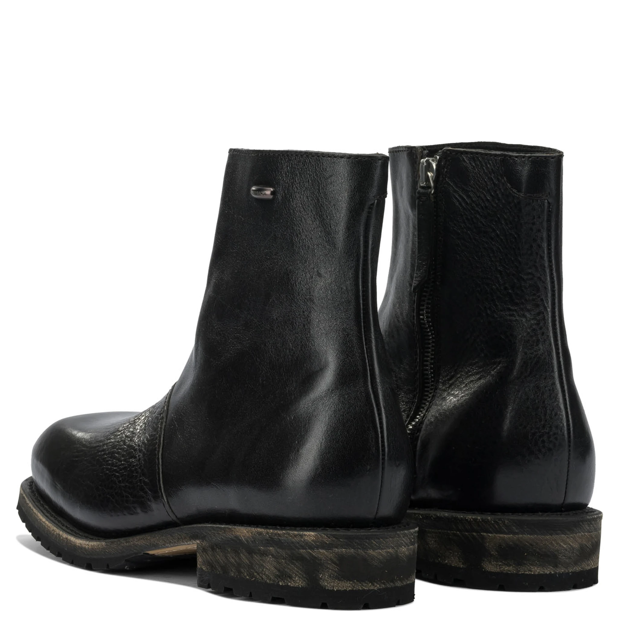 "Engine" zipped ankle boots