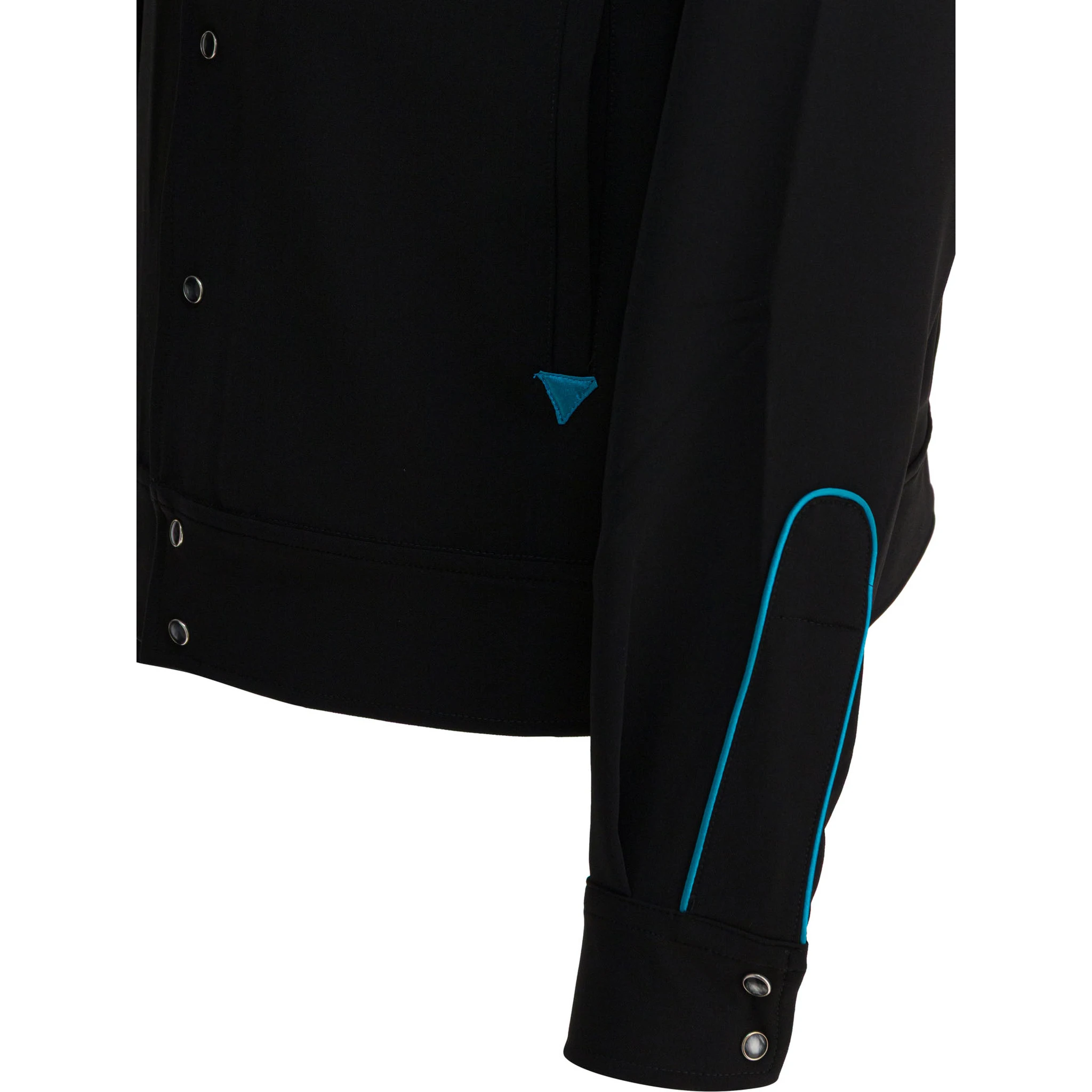 سترة خارجية بتفاصيل غربية