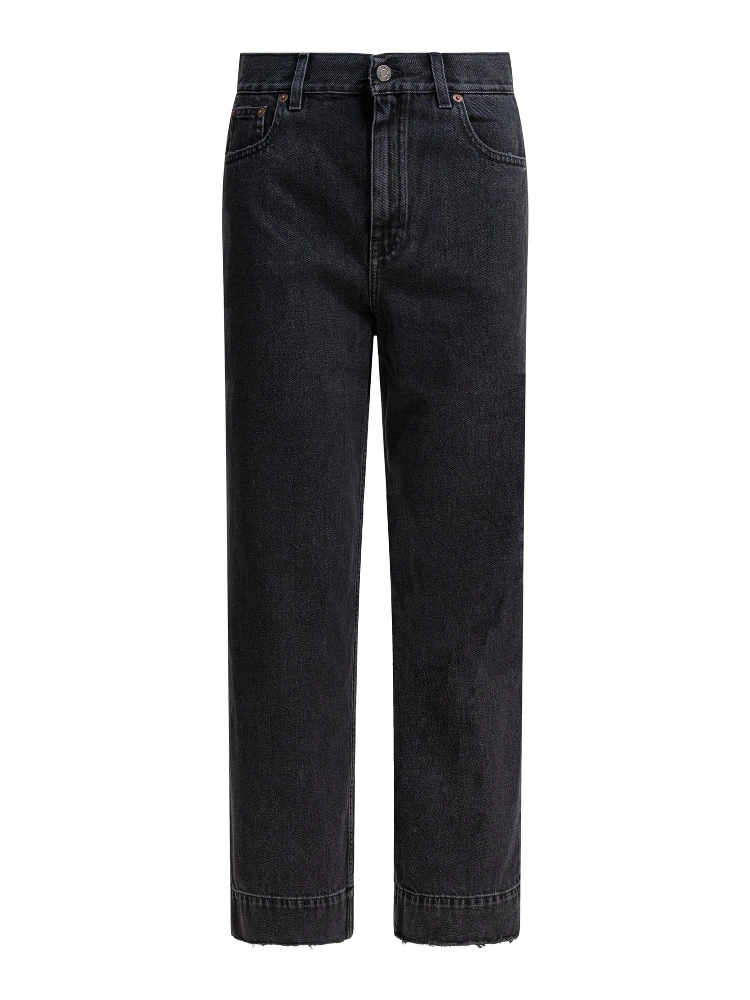 High-waisted jeans