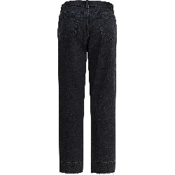 High-waisted jeans