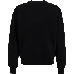 كنزة رياضية بشعار