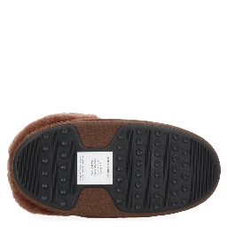 حذاء "MULE EVX CHALET MOON BOOT X GUEST IN RESIDENCE"