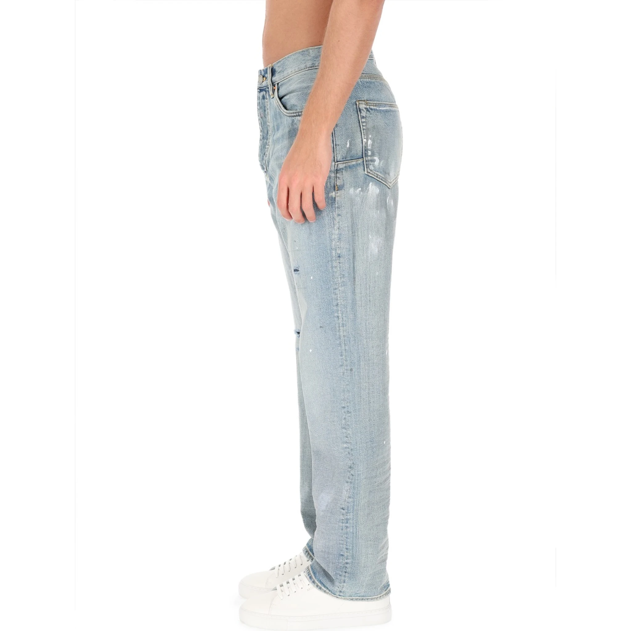JEANS IN DENIM