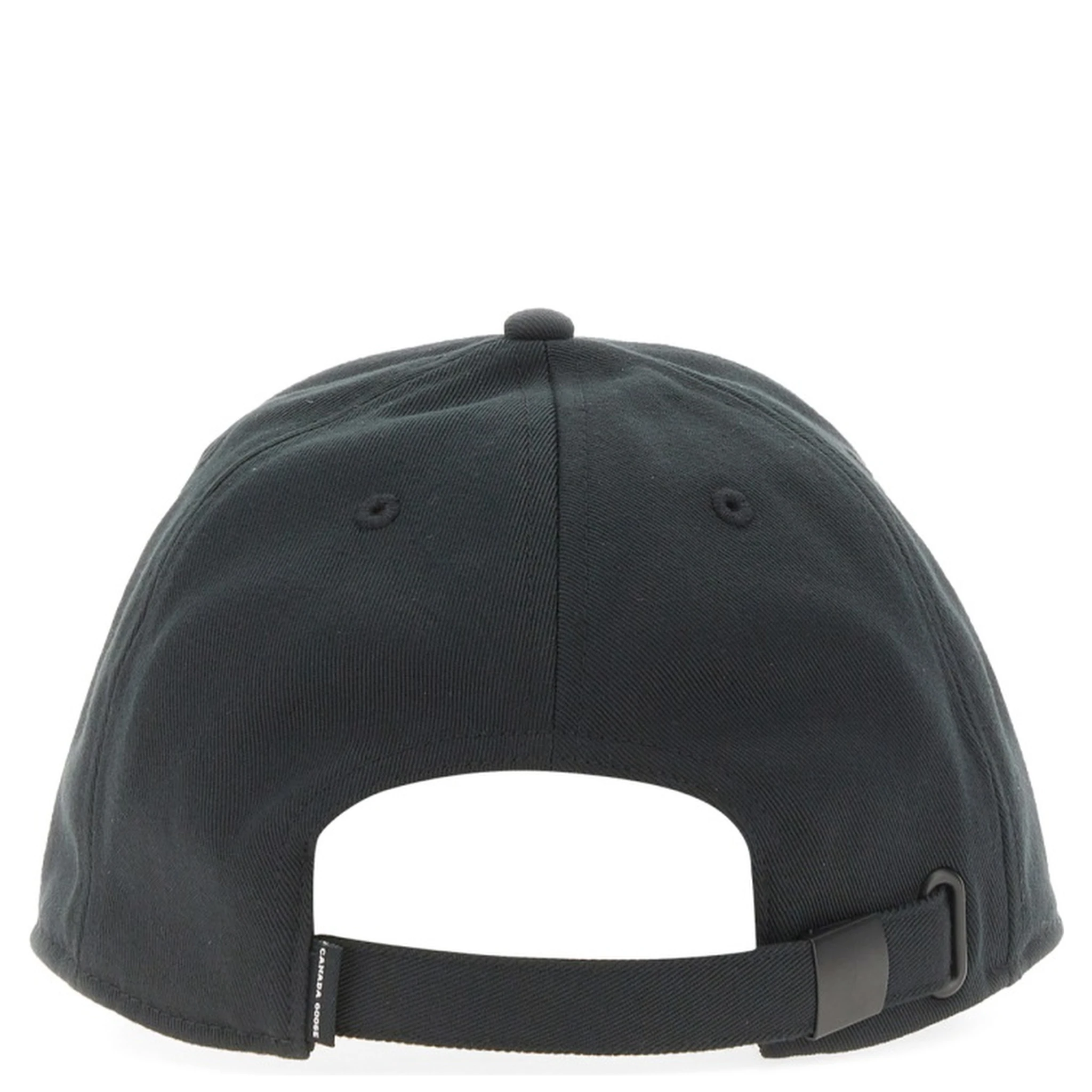 BASEBALL HAT WITH LOGO PATCH