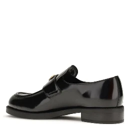 حذاء بوس توروس سهل الارتداء من جلد العجل الأسود