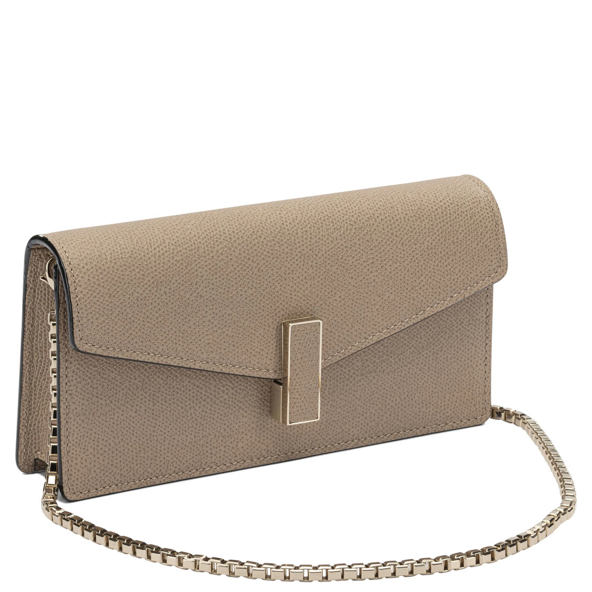 "Iside" clutch with chain