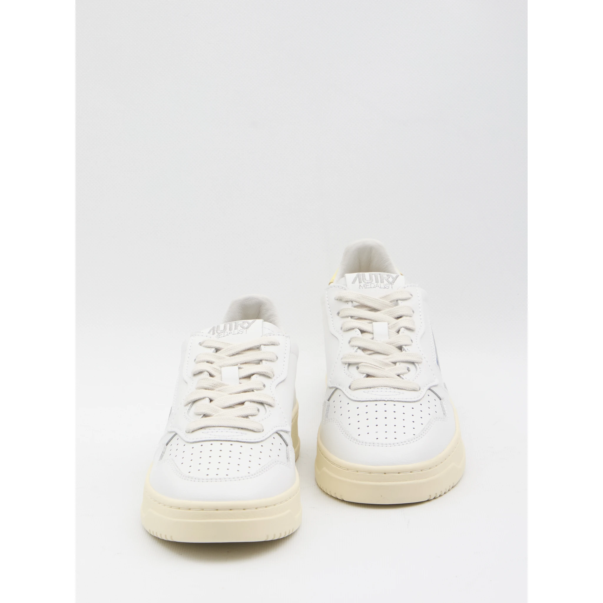 Medalist Low sneakers