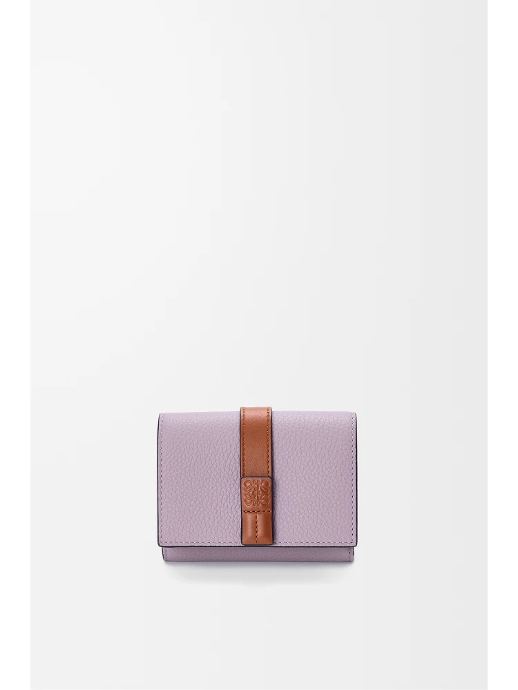 Trifold leather wallet