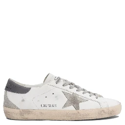 أحذية رياضية "سوبر ستار"