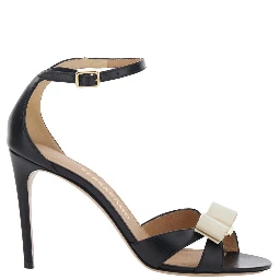 Vara Black Heeled Sandal with Bow Detail on the Front in Leather Woman
