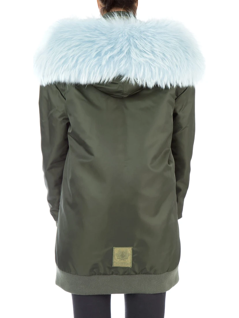 BOMBER