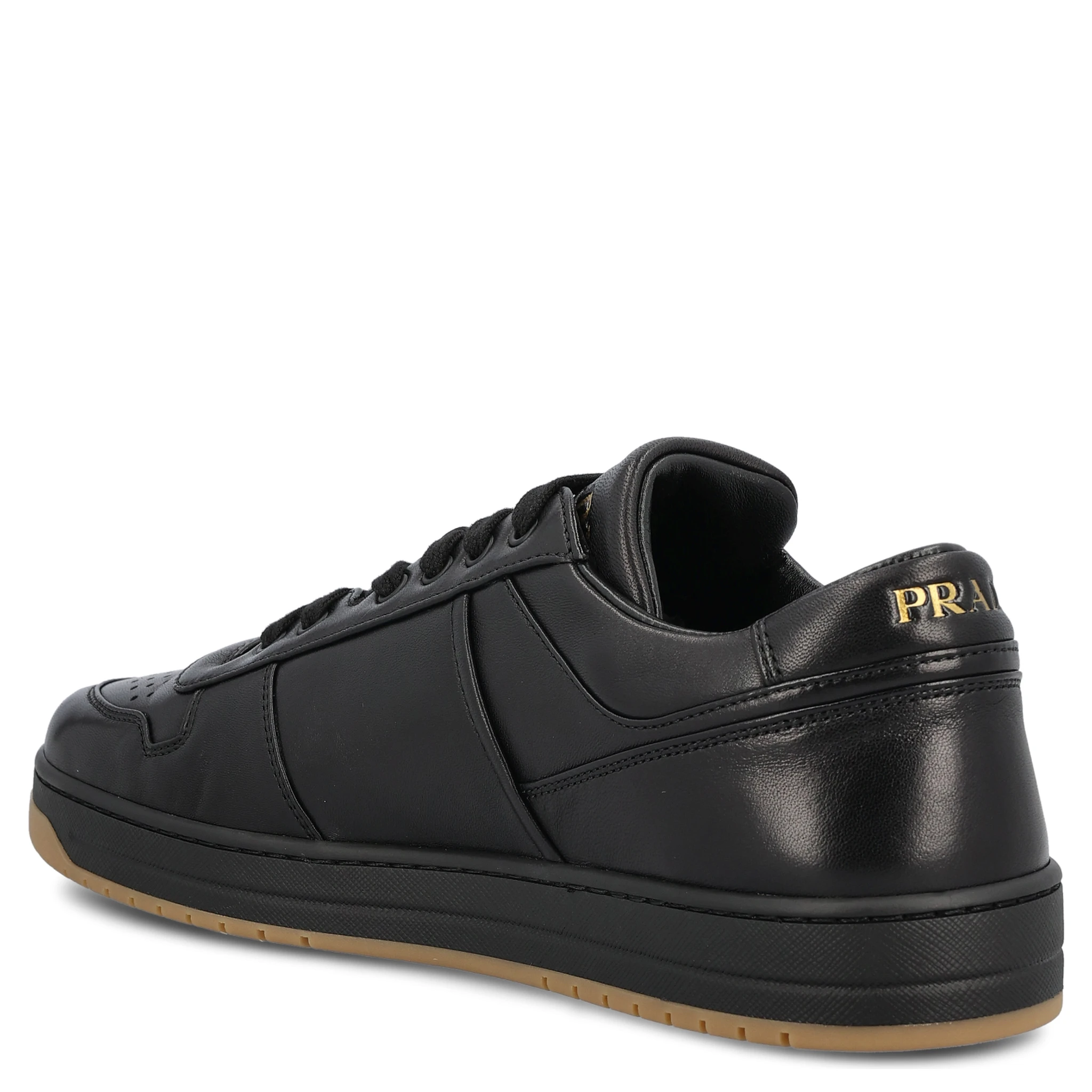 حذاء رياضي أسود من برادا