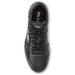 حذاء رياضي أسود من برادا