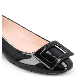 Buckle-plaque Leather Ballet Flats With Pointed Toe In Black