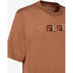 تيشيرتات وبولو من فندي باللون البني