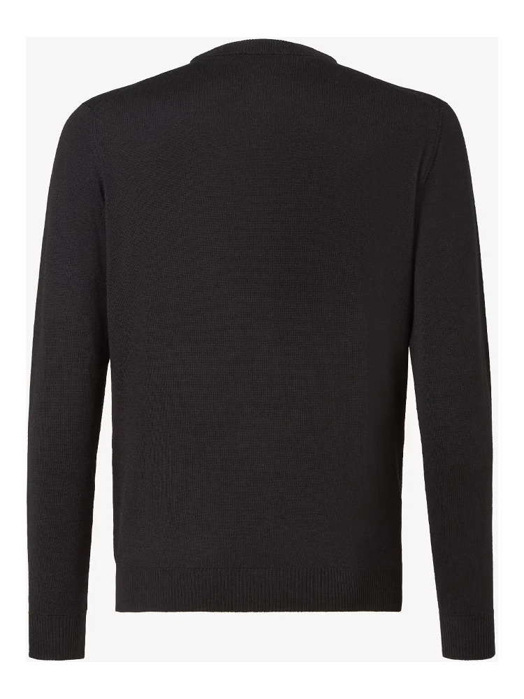 كنزات فندي سوداء alternative