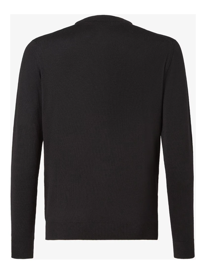 كنزات فندي سوداء