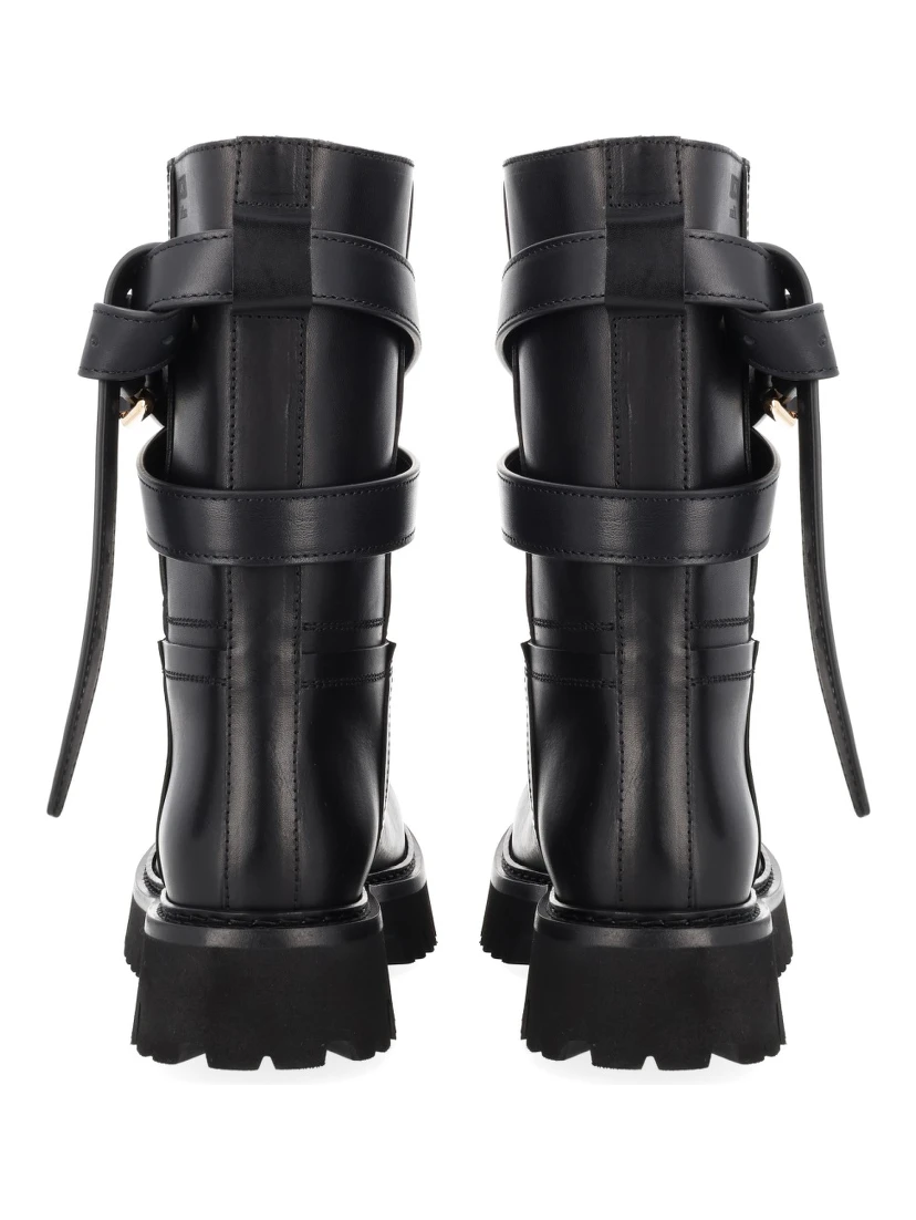 "TIE-ME" BOOT