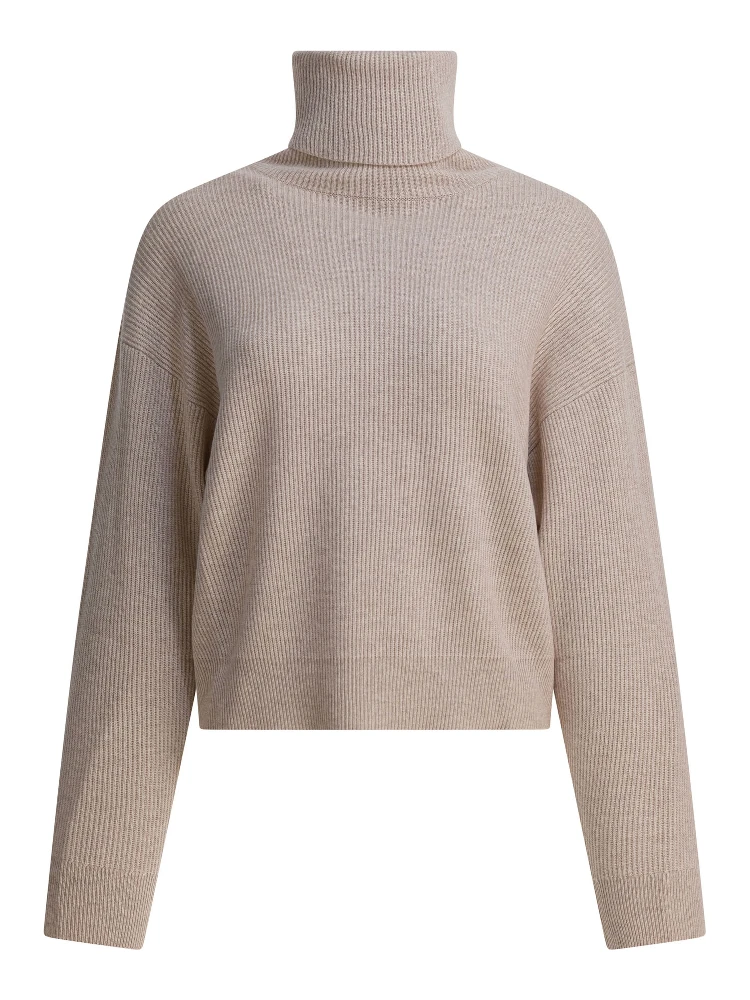 كنزة من الصوف والكشمير