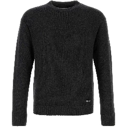 ياقة دائرية