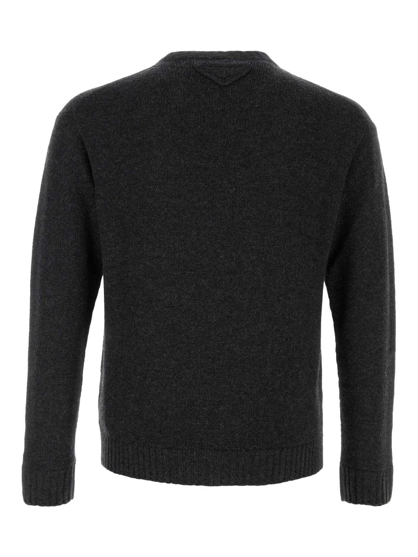 ياقة دائرية