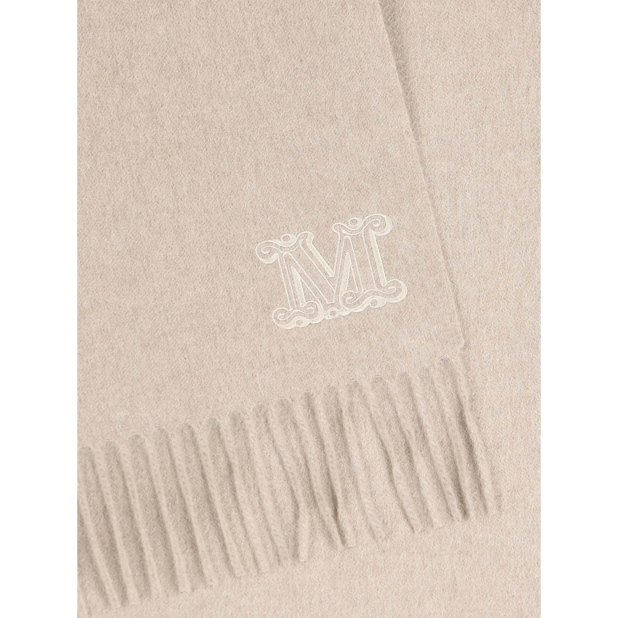 Cashmere scarf