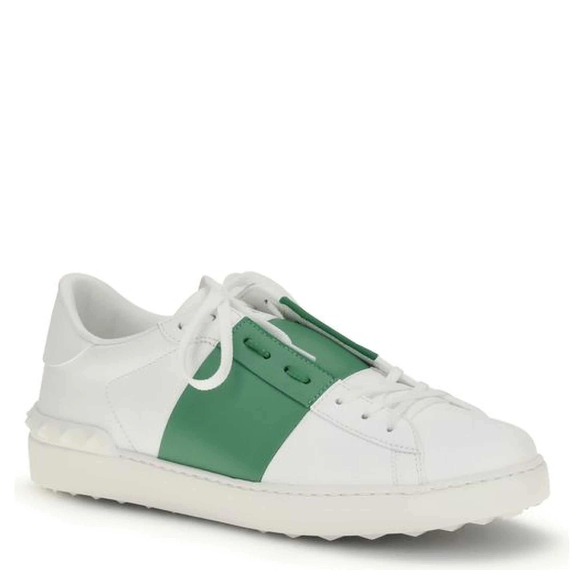 حذاء رياضي منخفض من جلد العجل الأبيض من بوس توروس