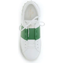 حذاء رياضي منخفض من جلد العجل الأبيض من بوس توروس